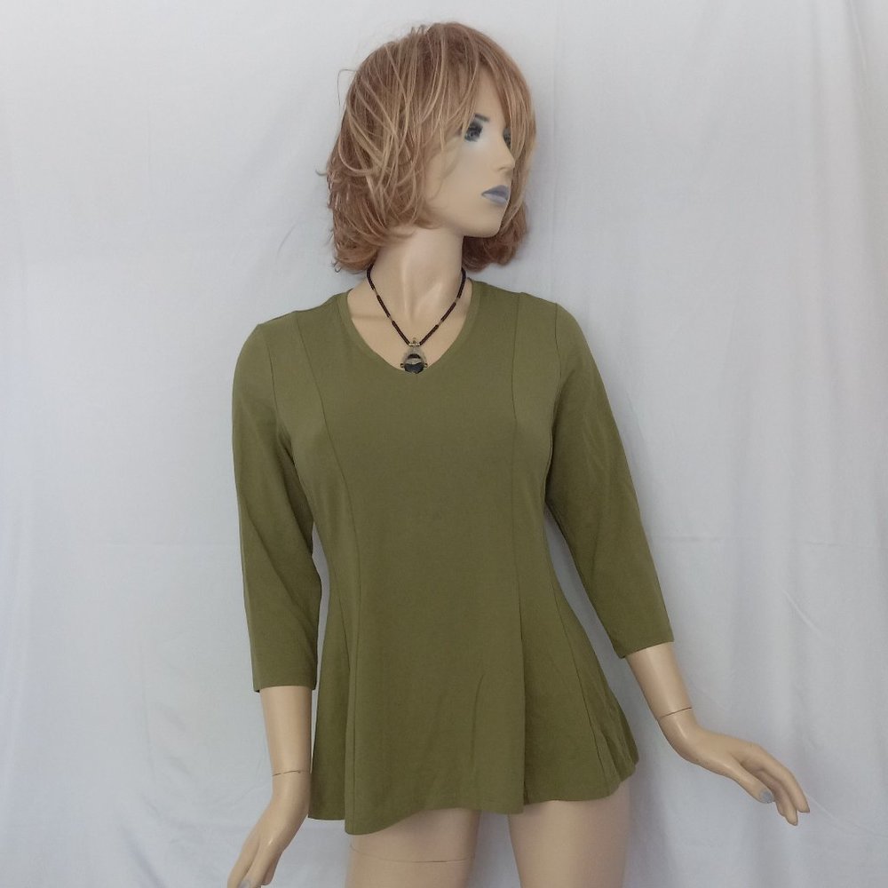 ISAAK MIZRAHI Olive Green V-Neck Top Sweater Sz XS CUTE!